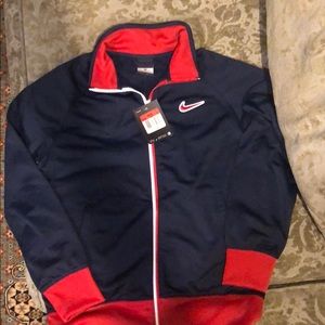 Boy's NAVY and RED NIKE ZIP UP JACKET SIZE L